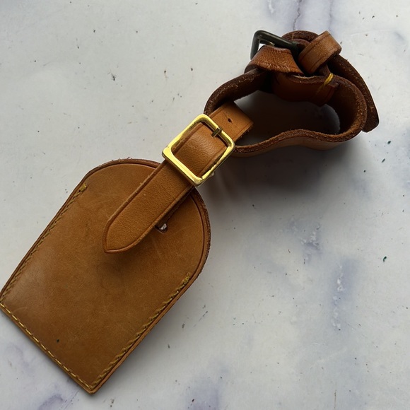 Authentic Louis Vuitton Vachetta Leather Luggage Tag with Buckle Strap - Picture 7 of 9